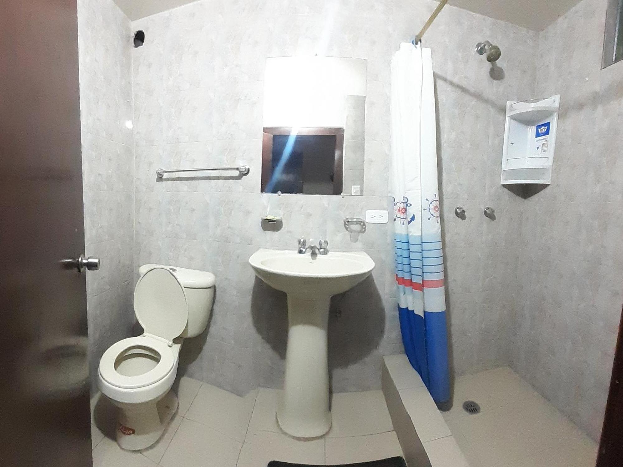 Hotel Central ラタクンガ 部屋 写真